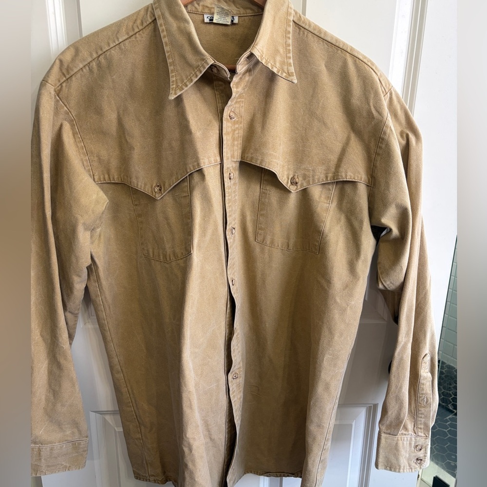 Vintage size XL Cowboy’s Only brand western button up. Made in the USA.